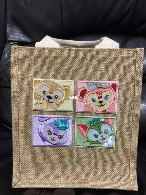 反面画了彩虹色77白色字,简单好操作,适合手残党#muji黄麻袋改造