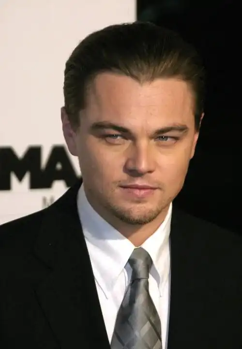 玛格特·罗比,一个有美貌,有身材,更有演技的好莱坞女神_运动_能演_莱