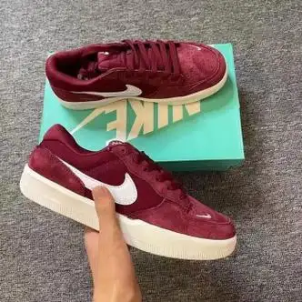 高版本时尚潮流男女学生情侣休闲运动舒适潮流板鞋 force58酒红nike