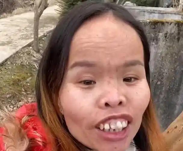 靠丑红起来的女网红有谁,靠丑红起来的女网红有