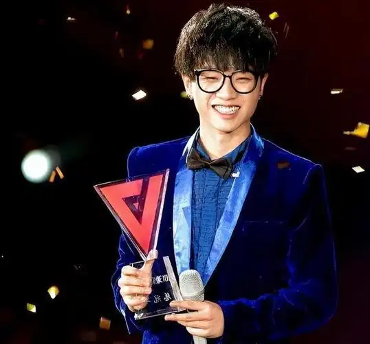 《快乐男声》11年后,华晨宇欧豪迎来各自新结局,早已物是人非了