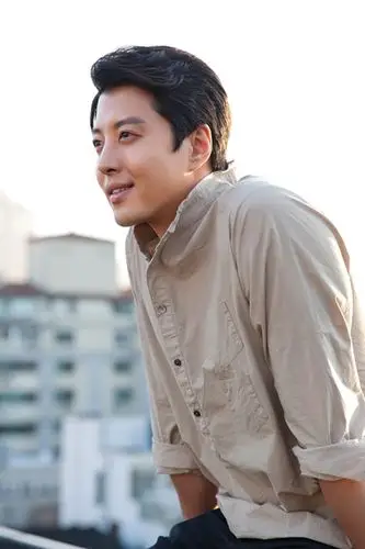 李东健时隔1年零3个月携电视剧「super daddy烈」回归