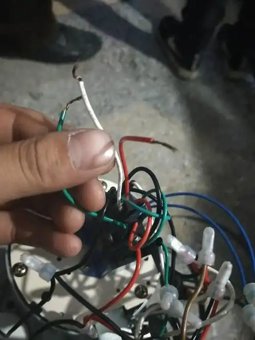 卷帘门电机接线实图