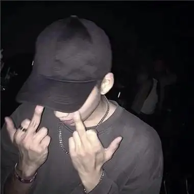 招财吉利带来好运的男生头像