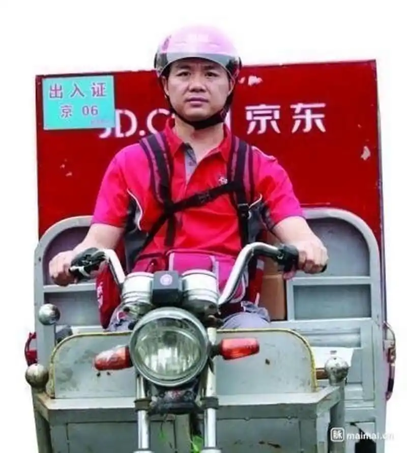 百度创始人李彦宏的女儿李韵迪brenda,今年16岁了,李