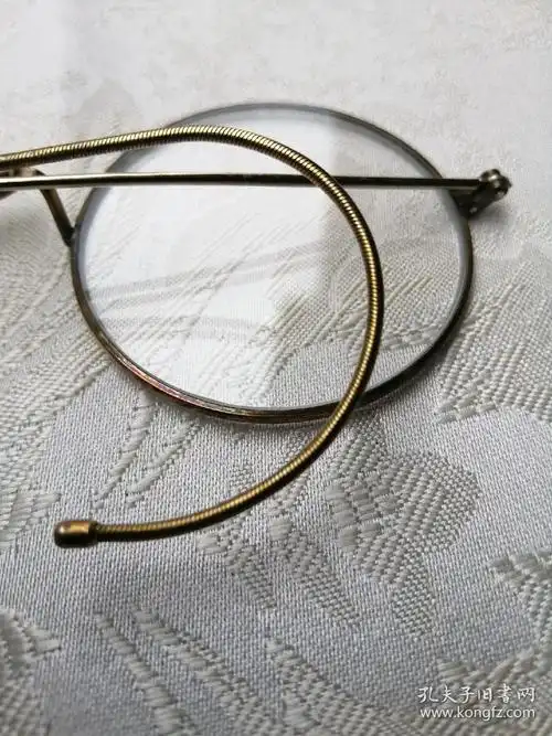 清未民初铜包金金丝眼镜18k的眼镜平光收藏或自己带都是不错的选择长