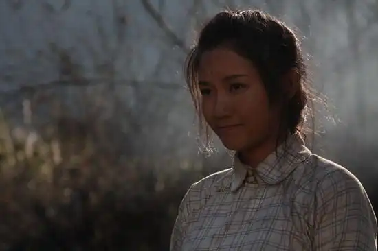 66个点的优异成绩完美落幕.年青演员王黎雯因为在剧中饰演为爱不顾