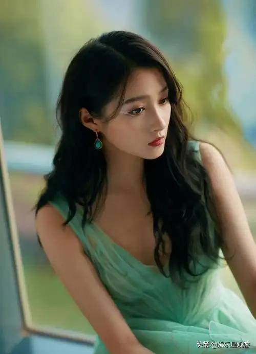 关晓彤个人简历资料(从"全网黑"到"全网催婚")