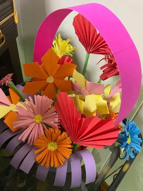 幼儿园手工折花