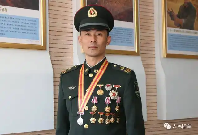 二级军士长4次立功5获国家专利