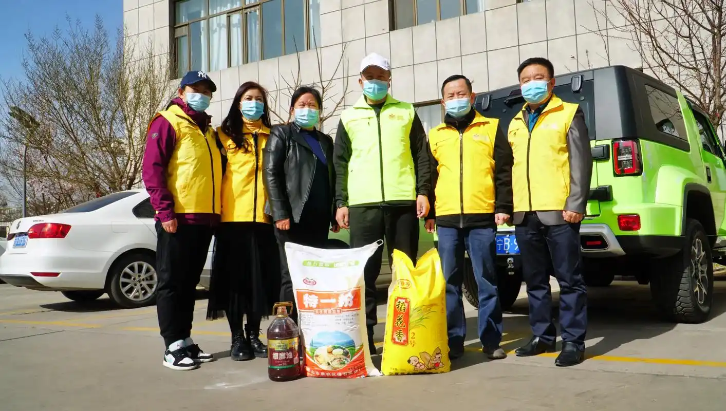 石嘴山义工慰问惠农区尘肺病患者