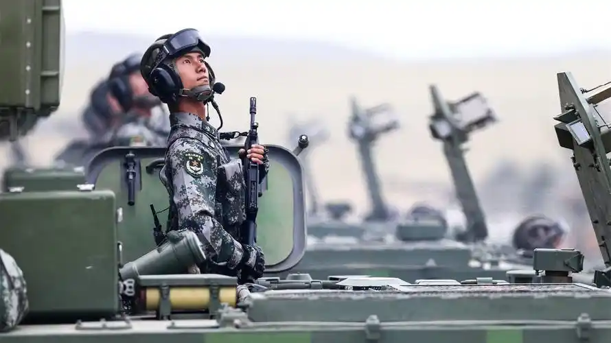 中国解放军震撼军演plas90thbirthdaygrandmilitaryparadehighlights