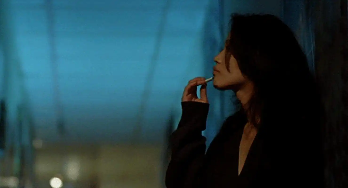 风情万种,说的就是舒淇.