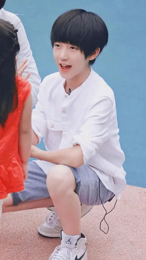 贺峻霖幼崽,我联通的开始