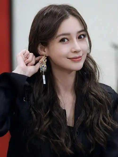 微笑唇90让你晋级女神angelababy的微笑唇和_圈子-新氧美容整形