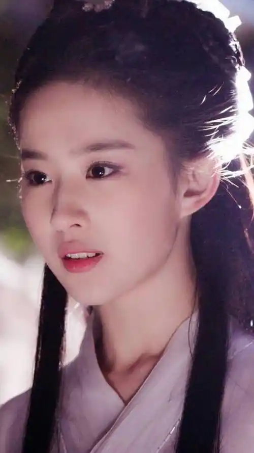 刘亦菲:风华绝代宛如仙女下凡,巅峰颜值古装造型堪称不朽经典_感觉