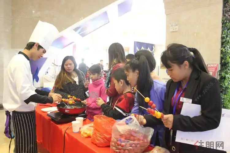 "鸡情相伴 元旦嗨翻天"昌泰茗城迎新年暖场活动欢乐开启