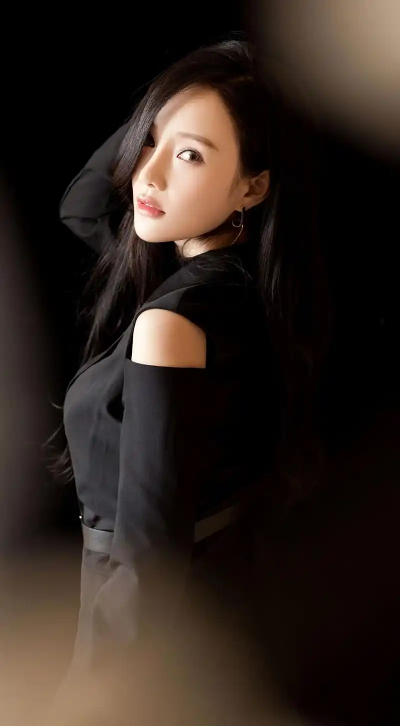 李小璐高清写真图集,皮肤白皙,美丽动人