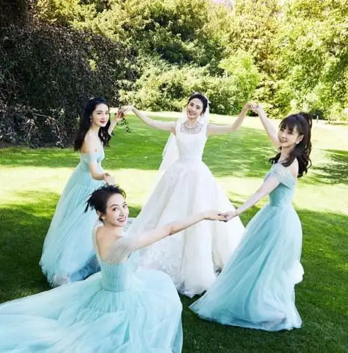 爱笑女孩唐艺昕和她的闺蜜们_后宫·甄嬛传影评_唐艺昕_娱乐_明星娱乐