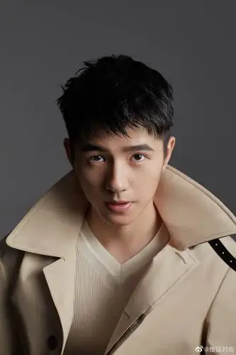 原创男明星榜丨陈坤的三次元美颜,刘昊然的暗黑风,点燃整个五月天!