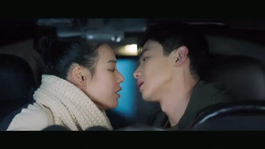 卡壳夫妇@马思纯 @白敬亭 的甜蜜小细节大集合!