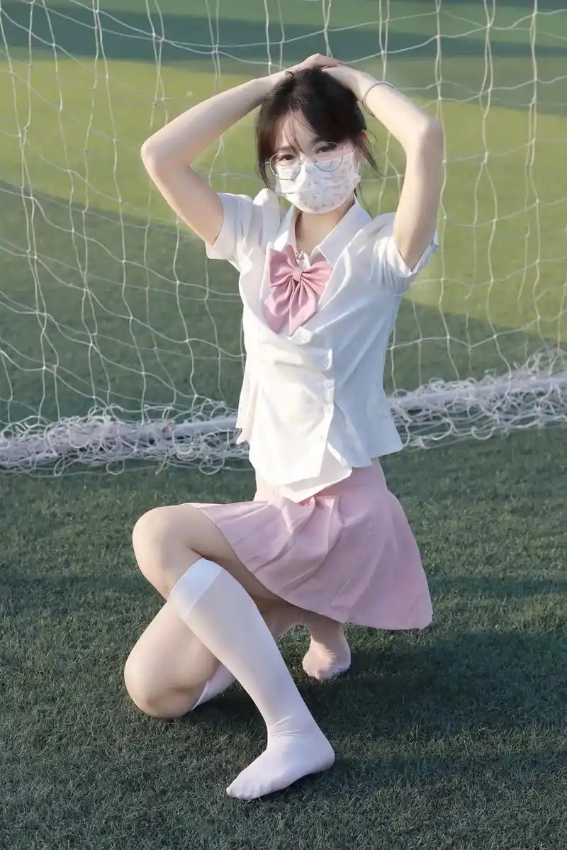 图文伙伴计划 #壁纸 #颜值 #jk #女朋友  女有三不 - 抖音