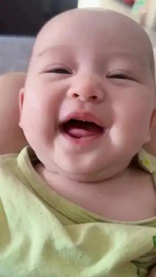 好敷衍的笑哈哈哈 #魔性的笑声哈哈哈