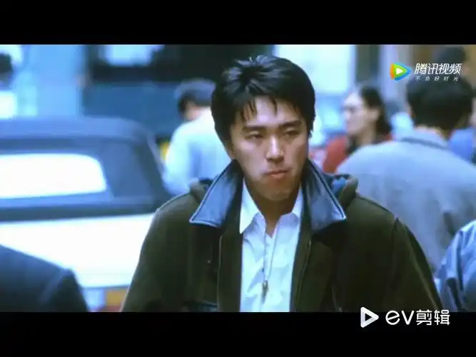 咖喱辣椒星爷边吃盒饭边抽烟永远的经典