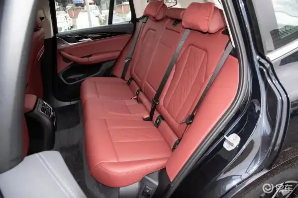 宝马x3方向盘-后排-发动机-易车