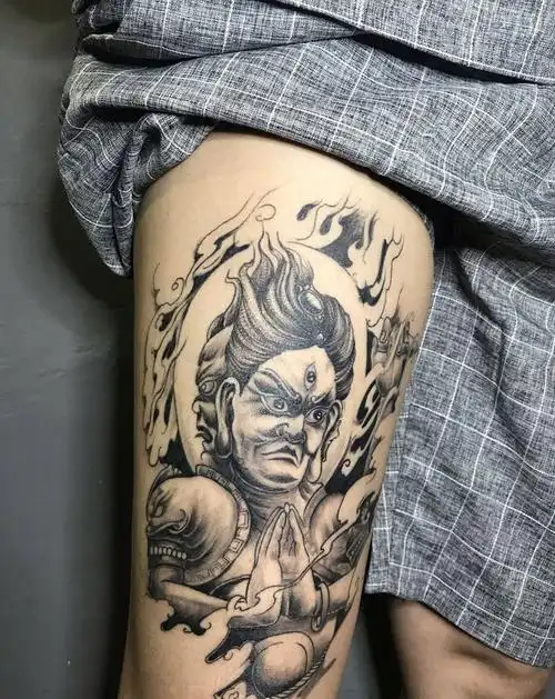 三面佛纹身图片腿部新传统纹身图案