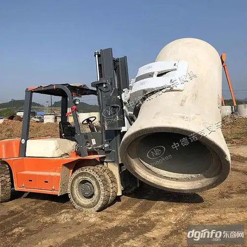 叉车水泥管夹水泥管道搬运装卸车叉车夹抱机叉车抱头