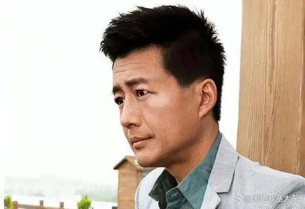 张博我没和江珊炒作姐弟恋靠女人出名会被看不起绝对不这样