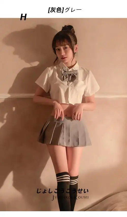 盐不浪的卧室内衣野兽派女生的隐私无衣服情器内衣情