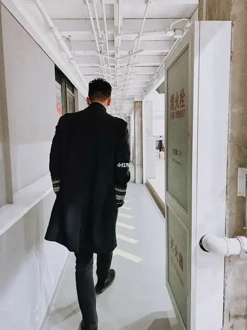 又到了穿风衣的季节走起