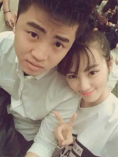 图黄灿灿张振什么时候分手的樱花女神否认传闻