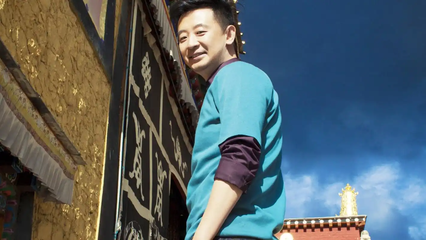 "好男人"黄海波影星壁纸