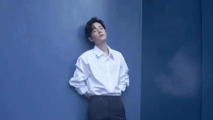 肖战明星风尚壁纸4