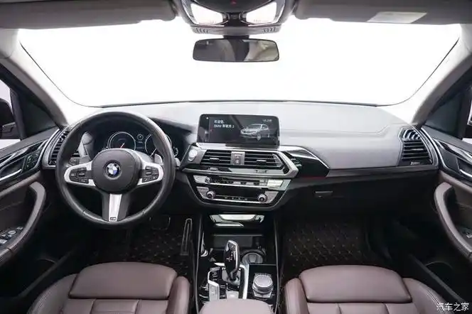 宝马x32019款xdrive28im运动套装19年