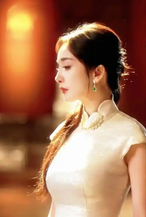 万万没有想到,杨幂的中式爆改居然封神了!