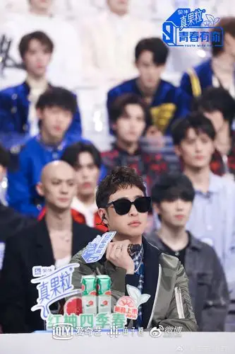 《创造营》《青春有你》同台打擂,邓超和宁静或将是最后赢家