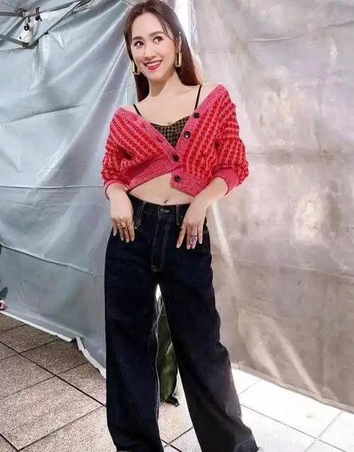 吴姗儒怀孕6个月孕肚曝光,露出纤细腰身根本看不出_吴宗宪_网友_穿着