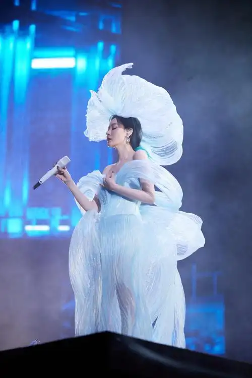 张靓颖广州演唱会##张靓颖光2023巡回演唱会##张靓颖遥遥领先了
