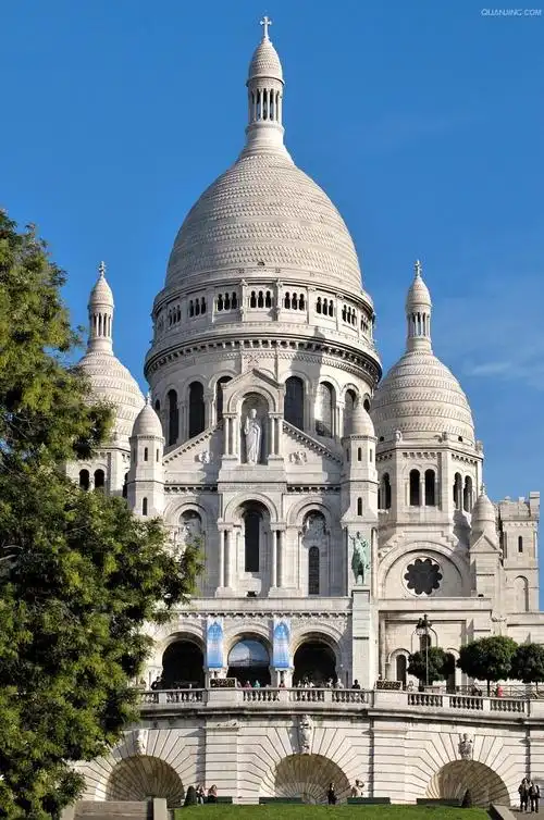 p>法兰西共和国( a target="_blank" href="/item/法语/660115" data