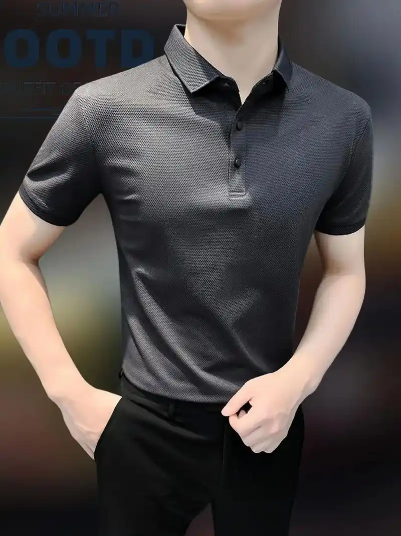 大哥们:夏季新款高级感商务男装休闲男士 t 恤来了,既有衬衫的商务