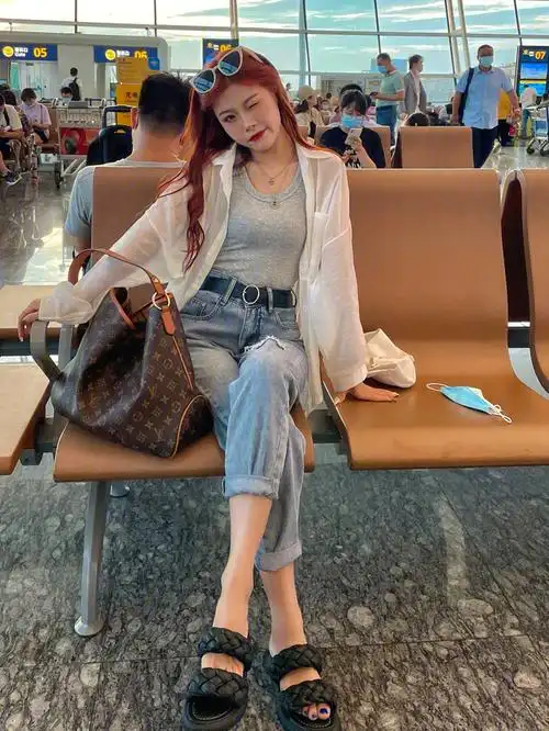 身高155机场穿搭