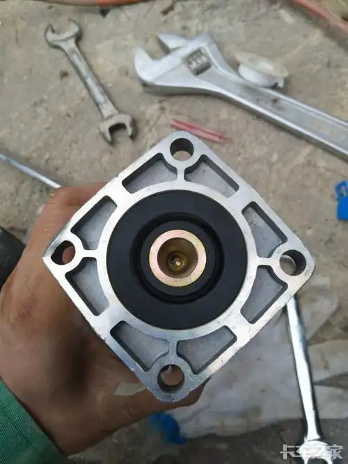 威伯科刹车总泵