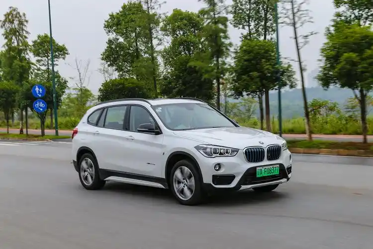 动力表现超预期搜狐汽车长沙试驾2018款宝马x1插电混动版