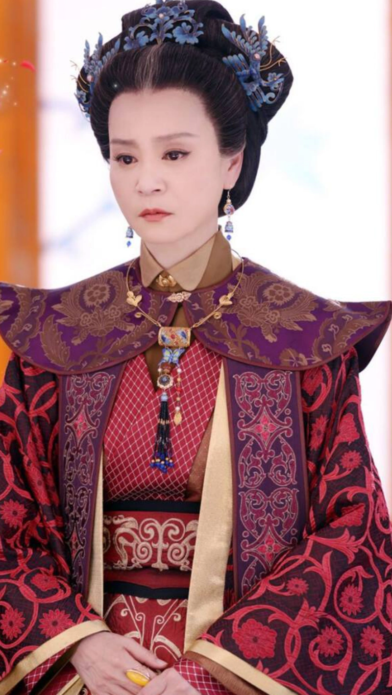 刘雪华古装剧照,靓丽迷人,温婉贤淑