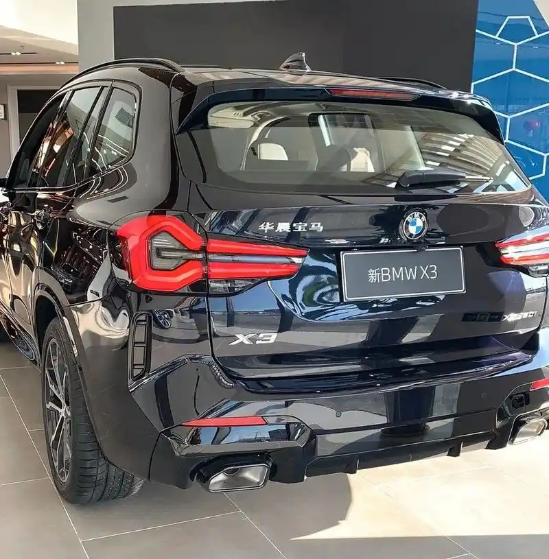 宝马 x3 30i领先型m曜夜运动套装 7月25日,济南,   宝马 x3 30i领先型