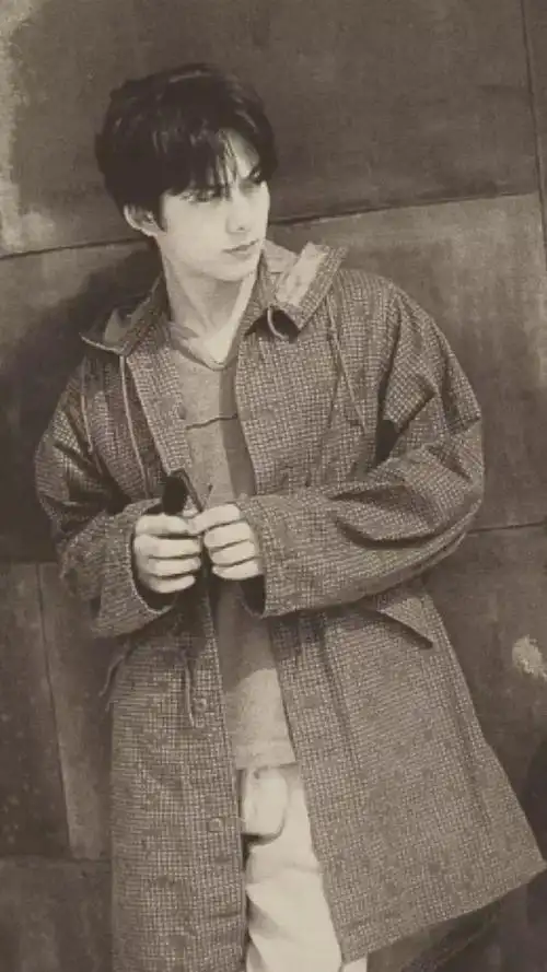 2022.4.14明星柏原崇壁纸分享:愿你有一个灿烂的前程-头像君子-八卦帝